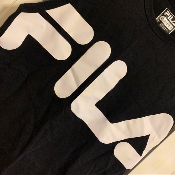 Fila tank top /muscle top/ sleeveless tshirt - Picture 2 of 4